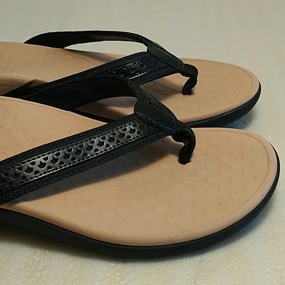 Vionic Black and Tan Women's Sandals - Picture 2 of 9
